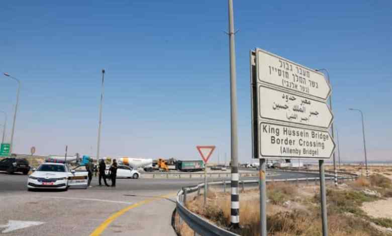 West Bank mayor urges action to enter dangerous areas West Bank mayor urges action to enter dangerous areas