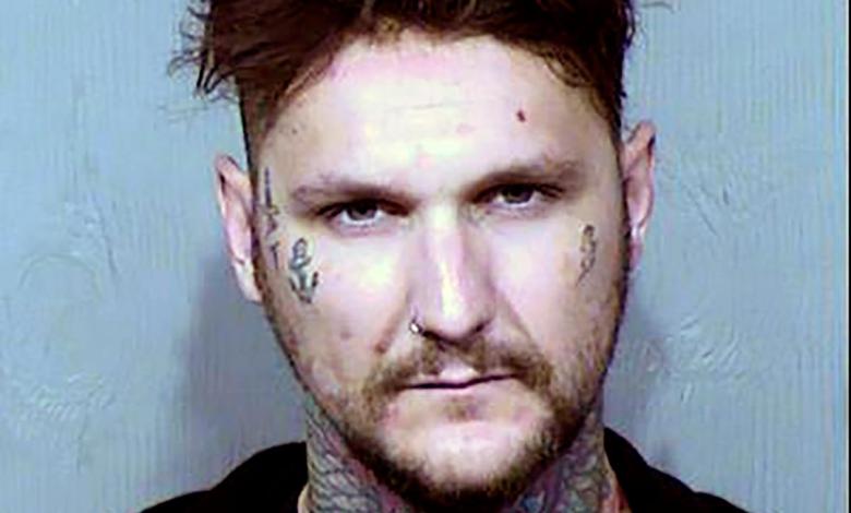 The man lives in prison for triple killings at Phoenix Apartment. The man lives in prison for triple killings at Phoenix Apartment.