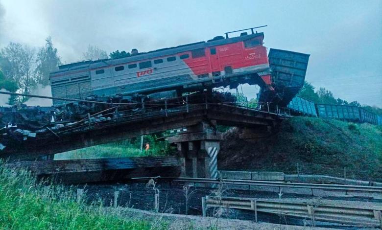 Officials said the explosion caused two bridges to collapse in western Russia. Seven people were killed Officials said the explosion caused two bridges to collapse in western Russia. Seven people were killed