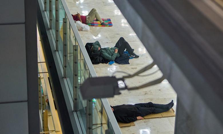 In Spain, a homeless crisis occurred at the Madrid airport In Spain, a homeless crisis occurred at the Madrid airport