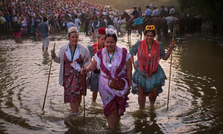 Spain's craziest pilgrimage, El Rocío, brings together faith, nature and gatherings Spain's craziest pilgrimage, El Rocío, brings together faith, nature and gatherings