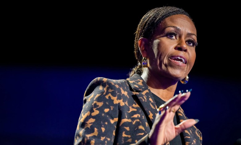 Michelle Obama's “Looking” book aims to restore her fashionable narrative Michelle Obama's “Looking” book aims to restore her fashionable narrative