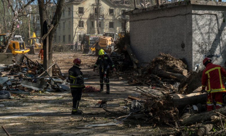 Ukrainian officials say Russian attack on Kief killed eight people Ukrainian officials say Russian attack on Kief killed eight people