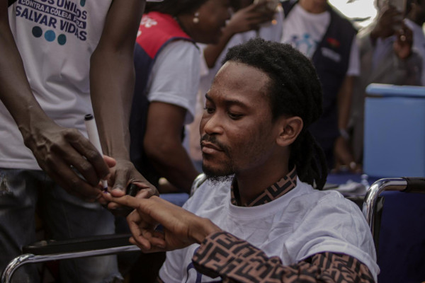 Angola vaccinates over 1 million people as it bolsters cholera outbreak control efforts Angola vaccinates over 1 million people as it bolsters cholera outbreak control efforts