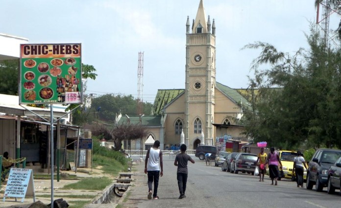Mozambique: Over 370,000 Expected to Cross Borders During Easter Holiday Mozambique: Over 370,000 Expected to Cross Borders During Easter Holiday