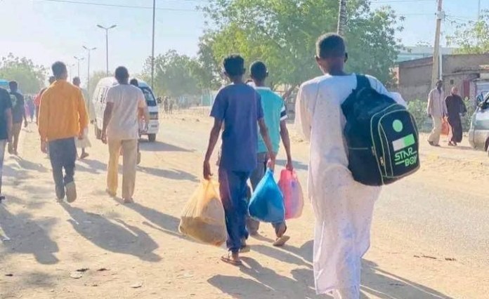 Sudan: As Thousands Flee, Sudan’s War Spills Over Into Humanitarian Crisis in Chad Sudan: As Thousands Flee, Sudan’s War Spills Over Into Humanitarian Crisis in Chad