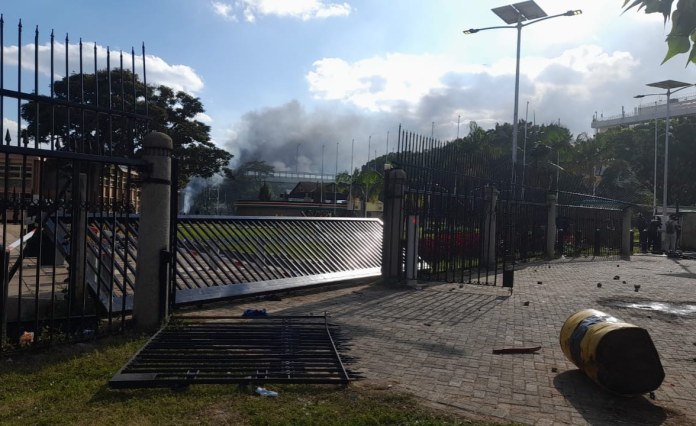 Kenya: Police in Kenyan Capital Fire Tear Gas Against Anti-Tax Protesters Kenya: Police in Kenyan Capital Fire Tear Gas Against Anti-Tax Protesters