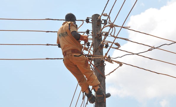 Mozambique: ‘Poor and Rural Mozambicans Hit Hard By Lack of Access, Connection to Electricity Grid Mozambique: ‘Poor and Rural Mozambicans Hit Hard By Lack of Access, Connection to Electricity Grid