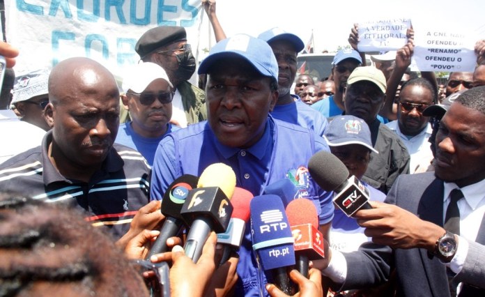 Mozambique: Police Have Killed 13 Demonstrators – Doctors Say Police Shoot to Kill Mozambique: Police Have Killed 13 Demonstrators – Doctors Say Police Shoot to Kill