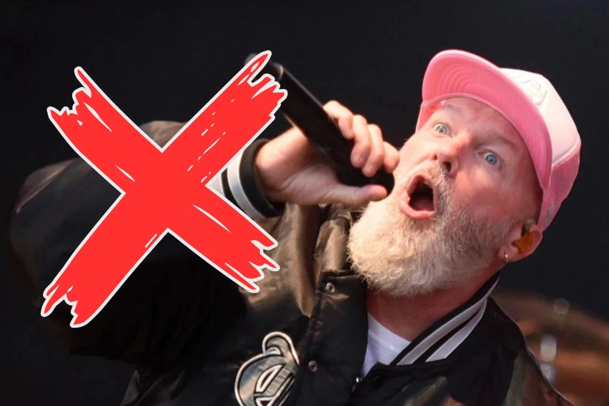 Fred Durst, caught in the center of a geopolitical storm, performs under a symbol of dissent.