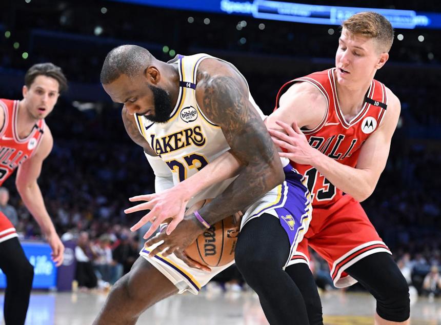 LeBron James returned to the Lakers lineup alongside Luka Dončić … only to be humbled by the Bulls LeBron James returned to the Lakers lineup alongside Luka Dončić … only to be humbled by the Bulls