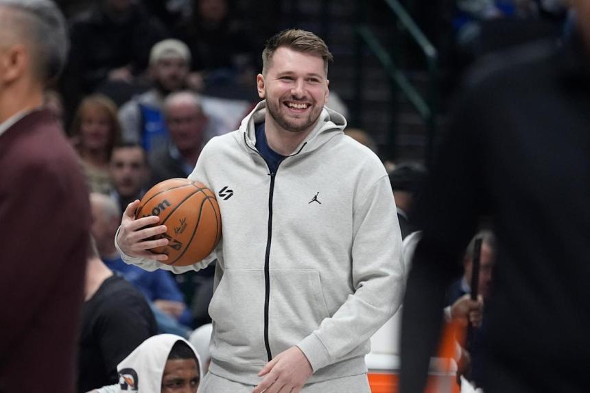 Luka Dončić upgraded to probable for Lakers debut Monday vs. Jazz Luka Dončić upgraded to probable for Lakers debut Monday vs. Jazz