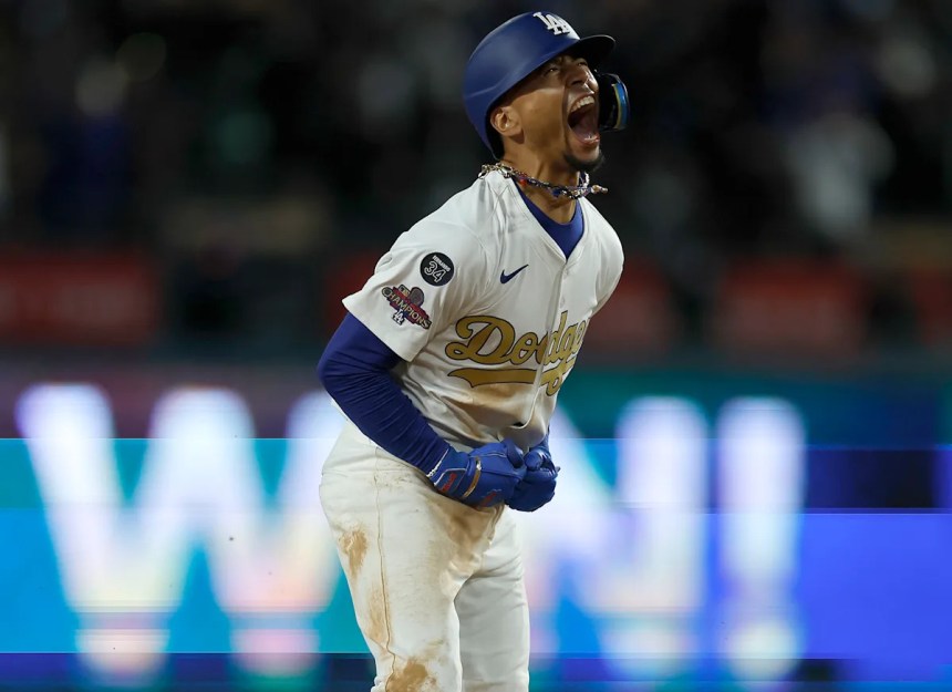 Mookie Betts’ bat still carries weight as he hammers 2 HRs, including a walk-off to beat Tigers and lift Dodgers to 4-0 Mookie Betts’ bat still carries weight as he hammers 2 HRs, including a walk-off to beat Tigers and lift Dodgers to 4-0