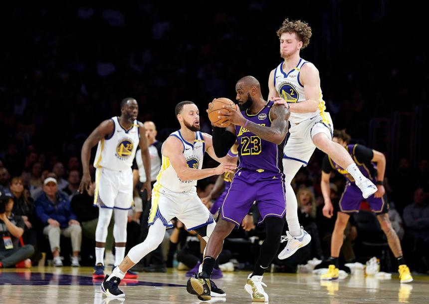 Did the Lakers and Warriors switch roles amid NBA’s wild trade deadline? Did the Lakers and Warriors switch roles amid NBA’s wild trade deadline?
