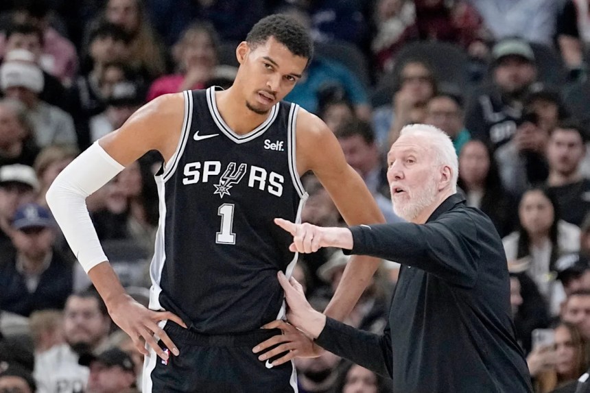 Spurs will reportedly let Gregg Popovich decide if he wants to coach next season: ‘He’s earned that’ Spurs will reportedly let Gregg Popovich decide if he wants to coach next season: ‘He’s earned that’