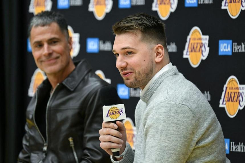 Jazz GM says Lakers got ‘a gift’ with Luka Dončić, and that other NBA GMs agree with him Jazz GM says Lakers got ‘a gift’ with Luka Dončić, and that other NBA GMs agree with him