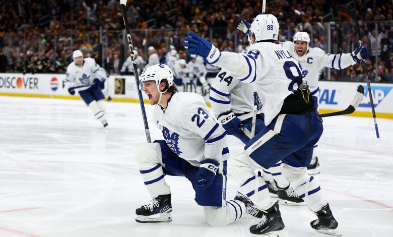 Maple Leaf beats Lightning in 4-3 overtime – Hockey Writer – Toronto Maple Leaf Maple Leaf beats Lightning in 4-3 overtime – Hockey Writer – Toronto Maple Leaf