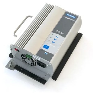 Mantenedor Baterías 2 Salidas 12V 25A Mantenedor Baterías 2 Salidas 12V 25A