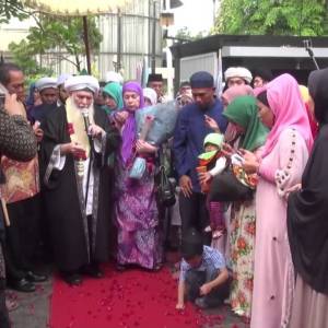 Indonesia Welcomes Shaykh Hisham Kabbani Indonesia Welcomes Shaykh Hisham Kabbani