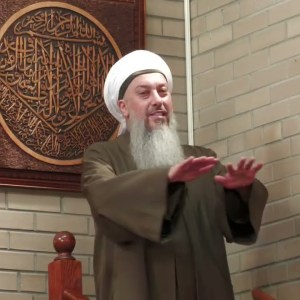 Dr. Nour: Whoever Claims to be a big one is after Dunya Dr. Nour: Whoever Claims to be a big one is after Dunya