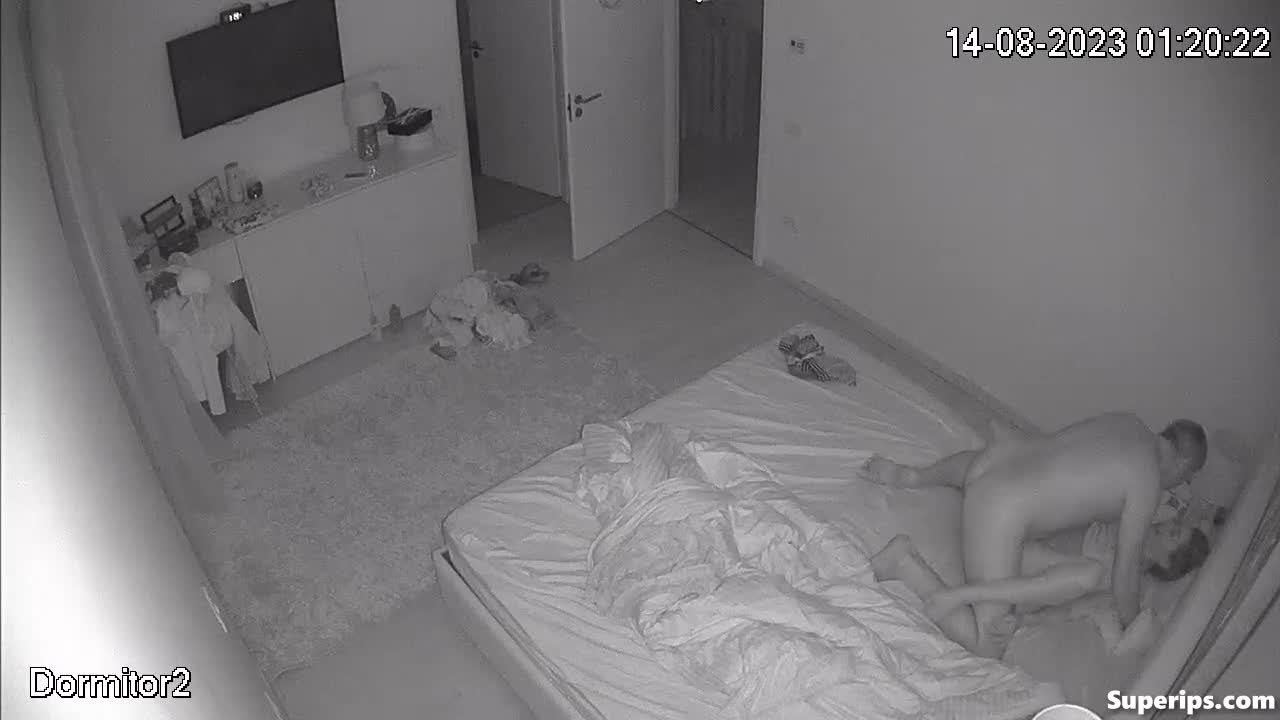 IPCAM – Italian mature husbands fuck in the dark IPCAM – Italian mature husbands fuck in the dark