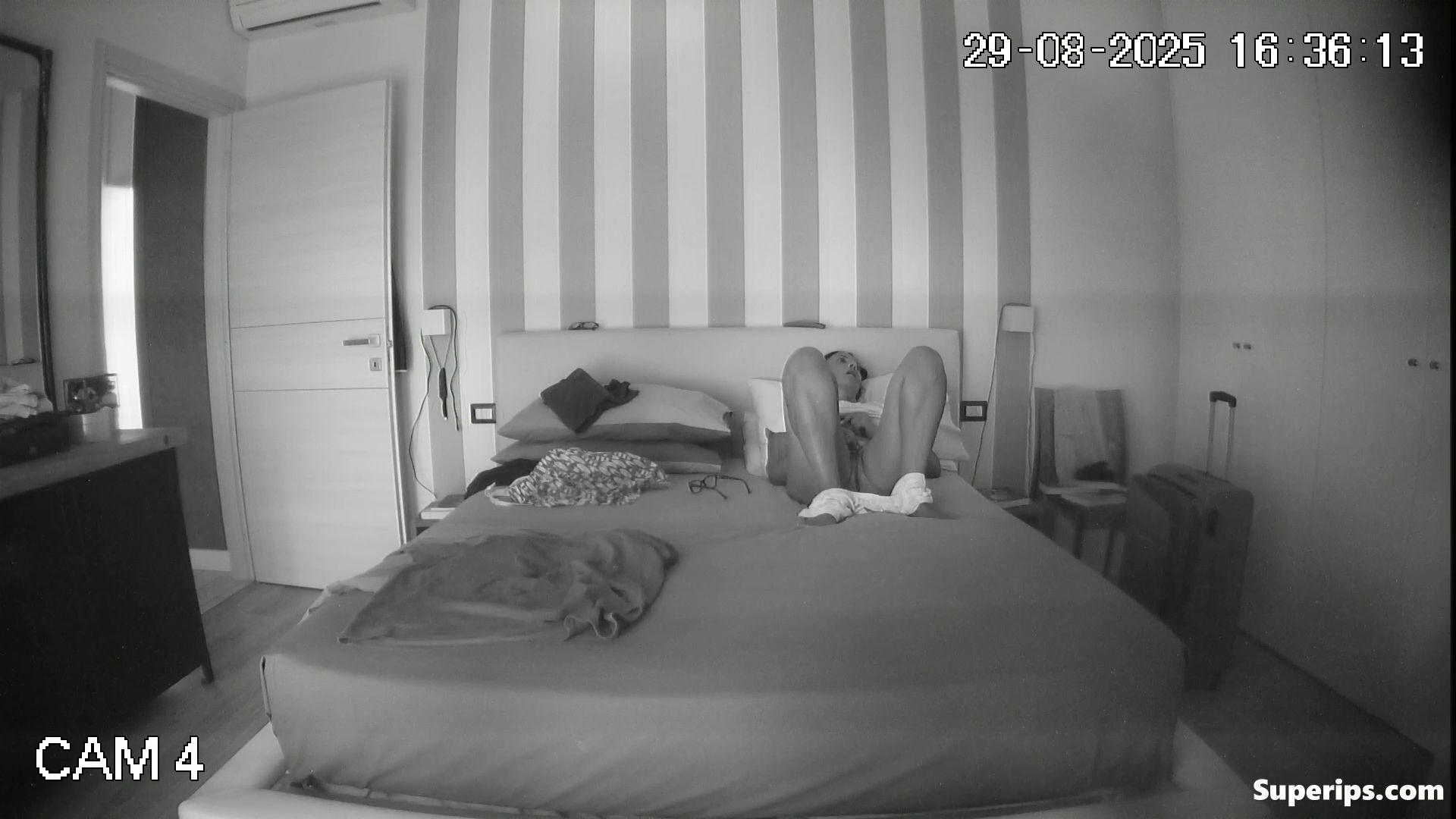 IPCAM – Old German mom secretly masturbates IPCAM – Old German mom secretly masturbates