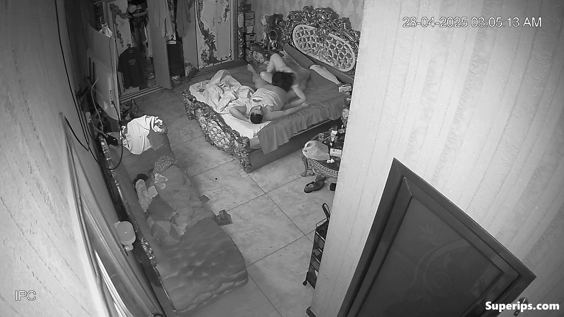 IPCAM – Arab MILF wife has sex with her husband IPCAM – Arab MILF wife has sex with her husband