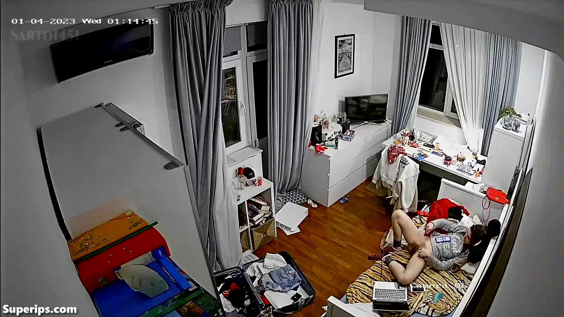 IPCAM – Young white European girl masturbates her pussy IPCAM – Young white European girl masturbates her pussy