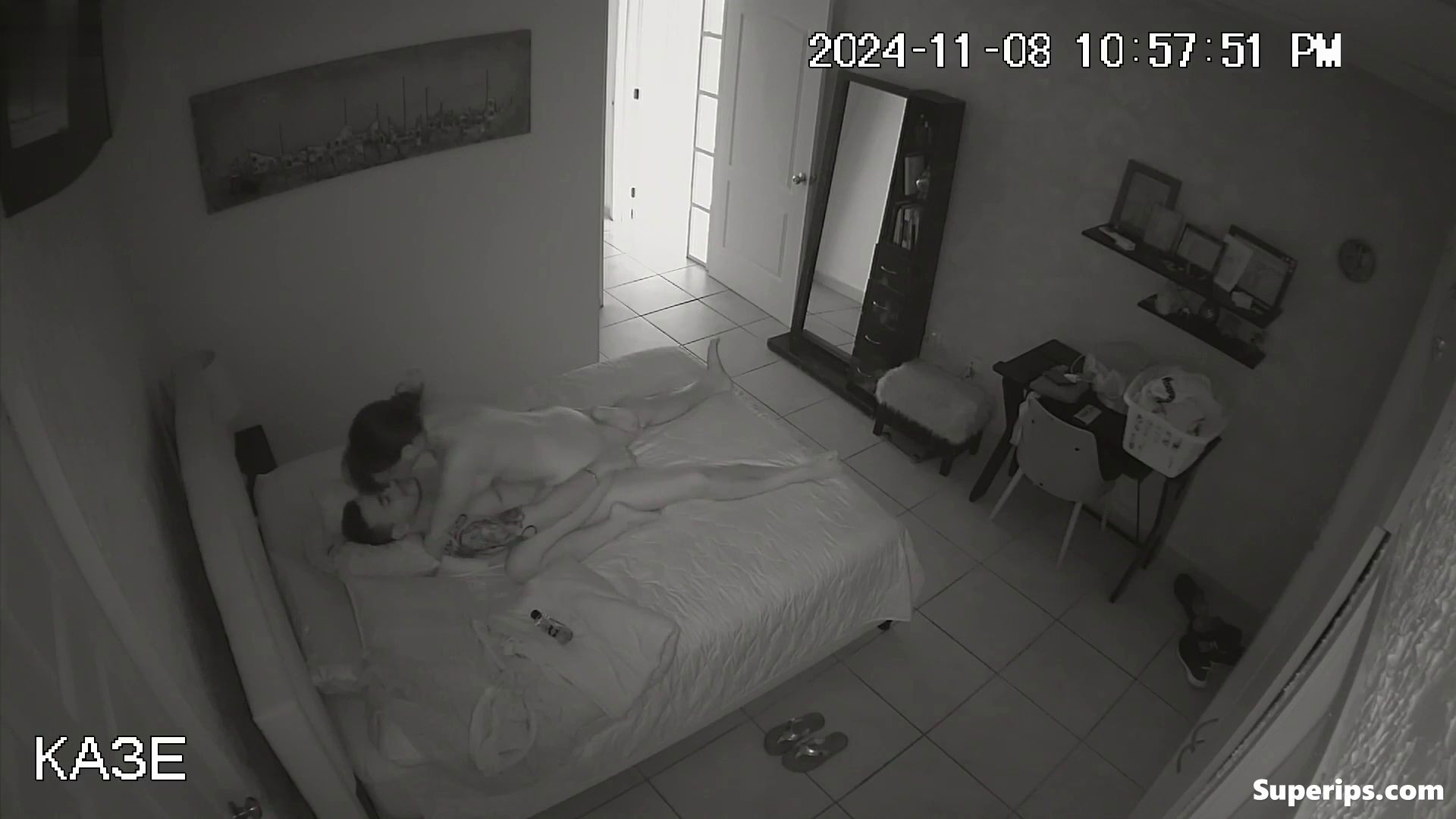 IPCAM – Skinny Latina girl rides slowly IPCAM – Skinny Latina girl rides slowly