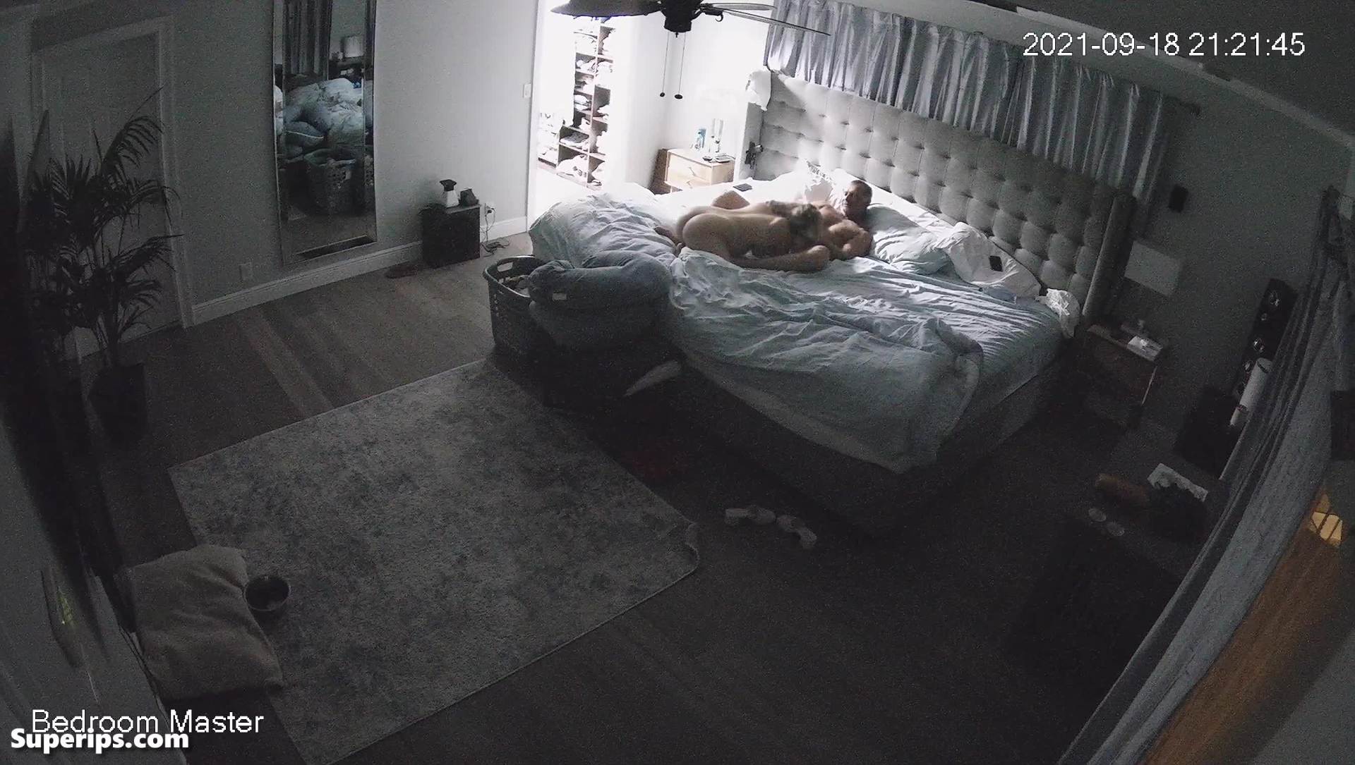 IPCAM – Pregnant British blonde gets brutally fucked IPCAM – Pregnant British blonde gets brutally fucked