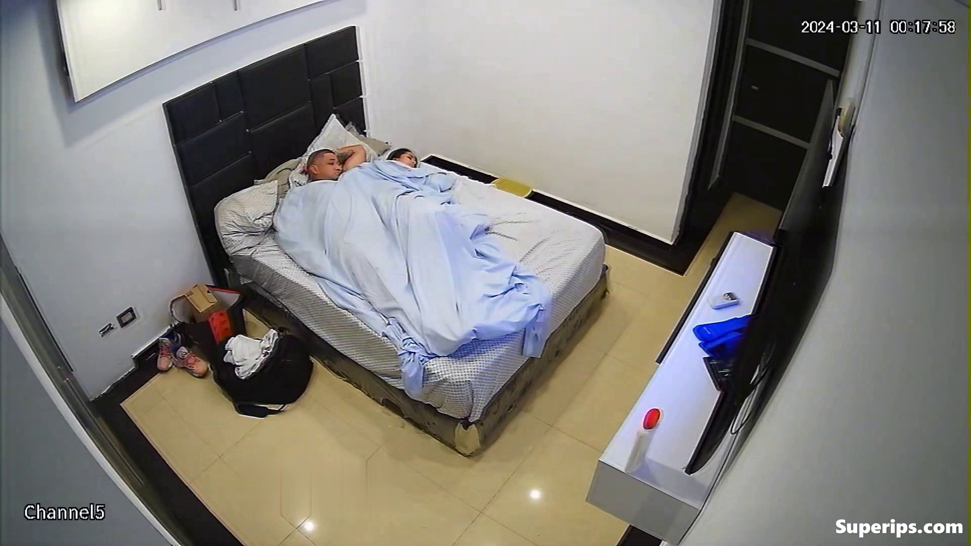 IPCAM – Fat Latina mom rides her husband IPCAM – Fat Latina mom rides her husband