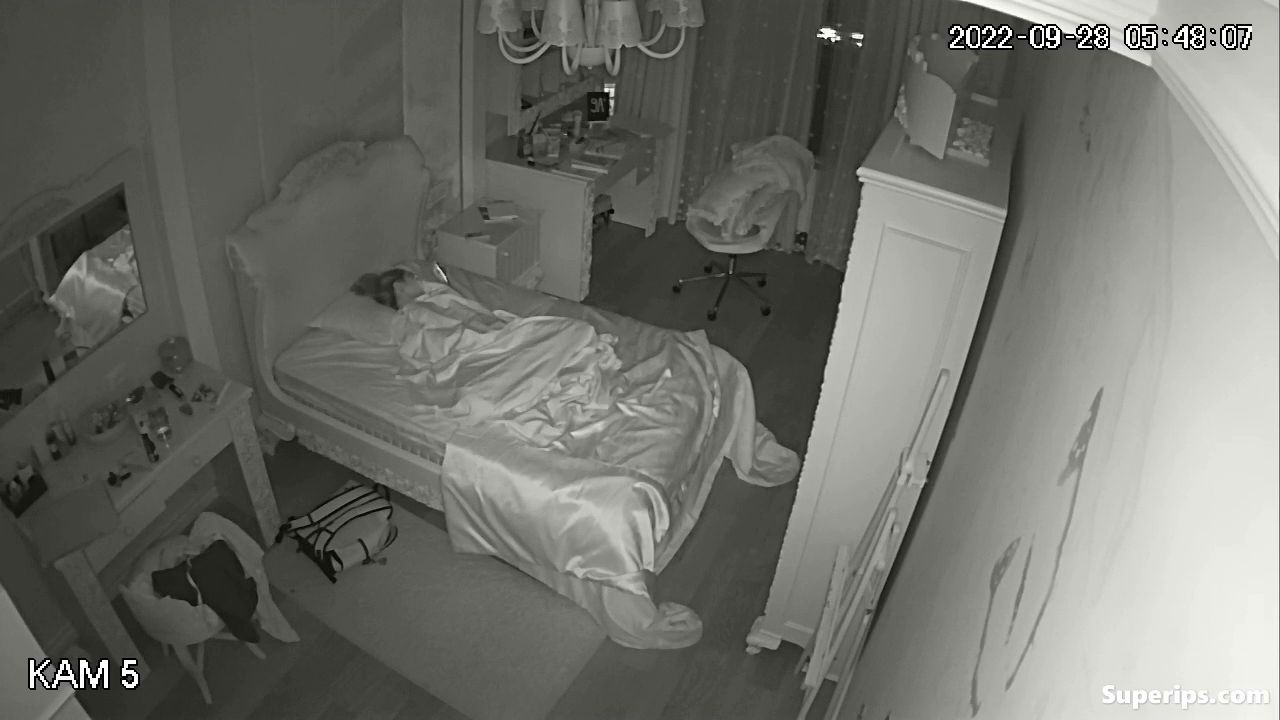 IPCAM – British girl masturbates in secret IPCAM – British girl masturbates in secret