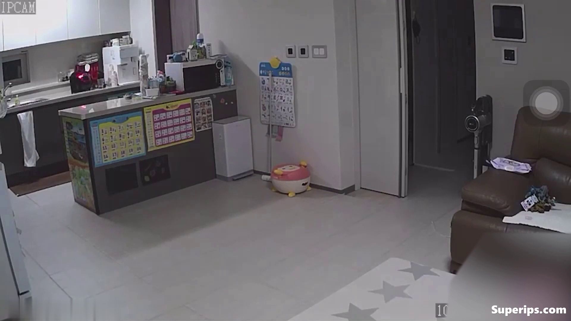 IPCAM – Korean parents in their daily lives IPCAM – Korean parents in their daily lives