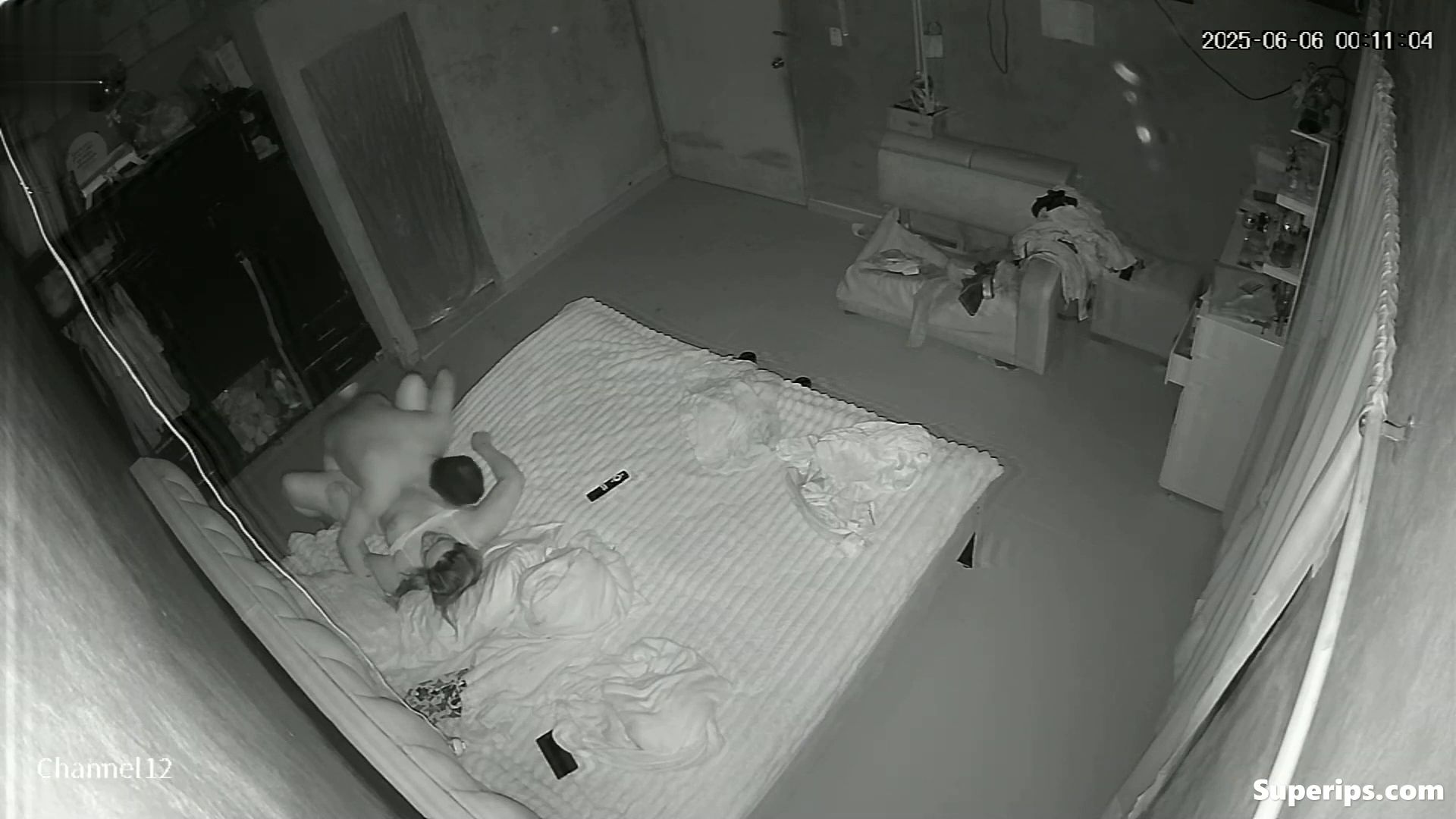 IPCAM – Poor married couple has sex in their bed IPCAM – Poor married couple has sex in their bed