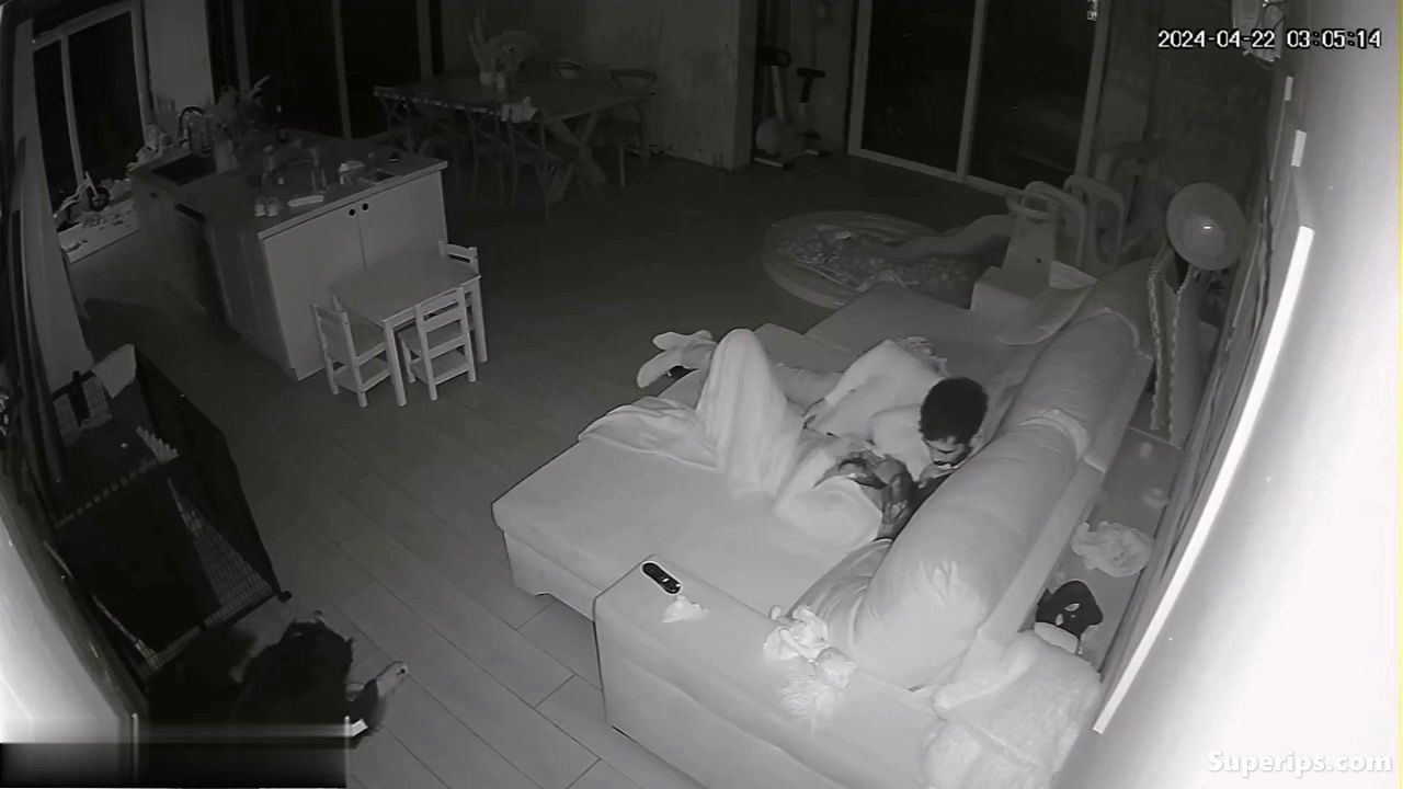 IPCAM – Young married couple fucks on their couch IPCAM – Young married couple fucks on their couch