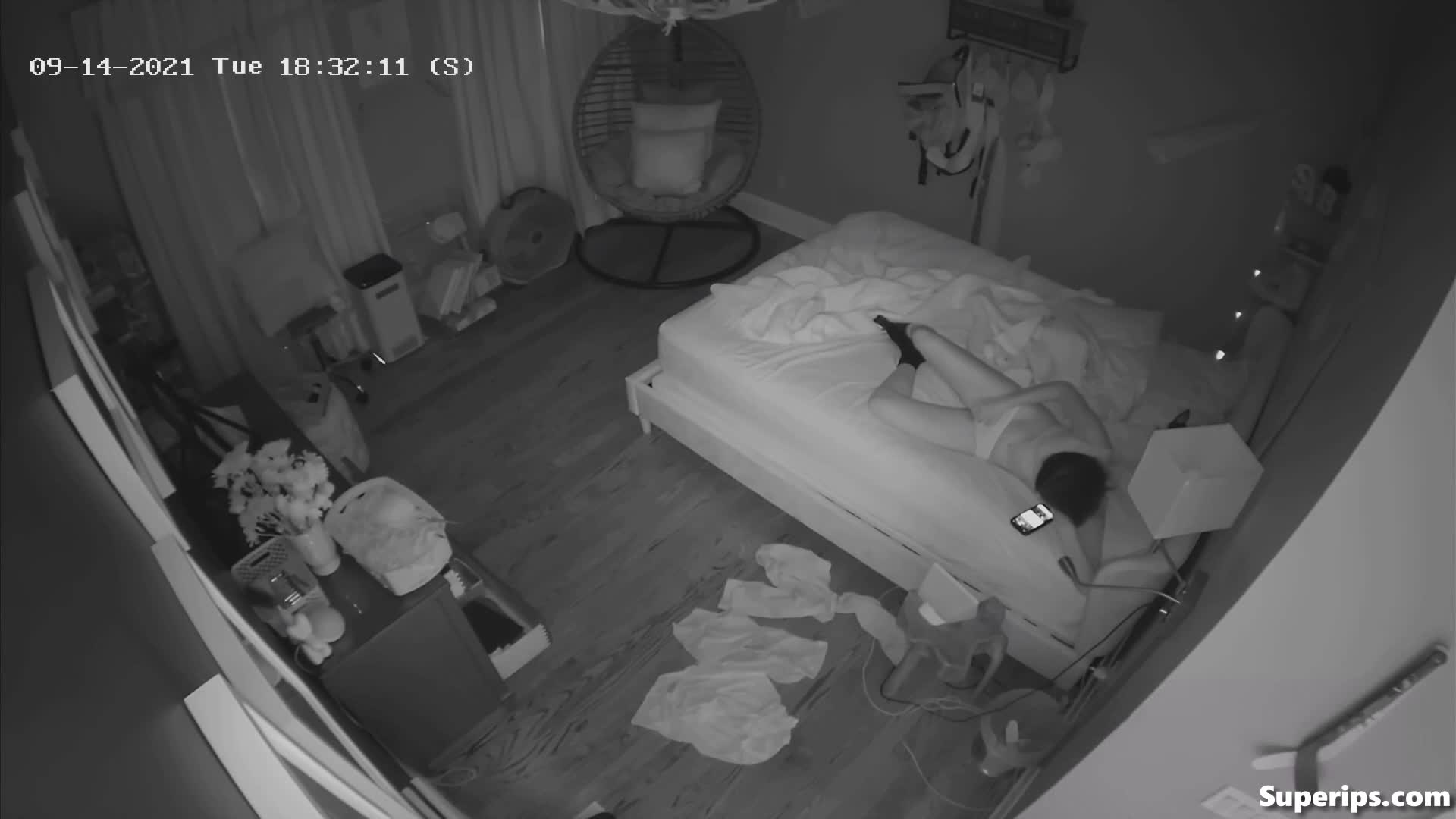 IPCAM – Canadian teen masturbates watching porn IPCAM – Canadian teen masturbates watching porn