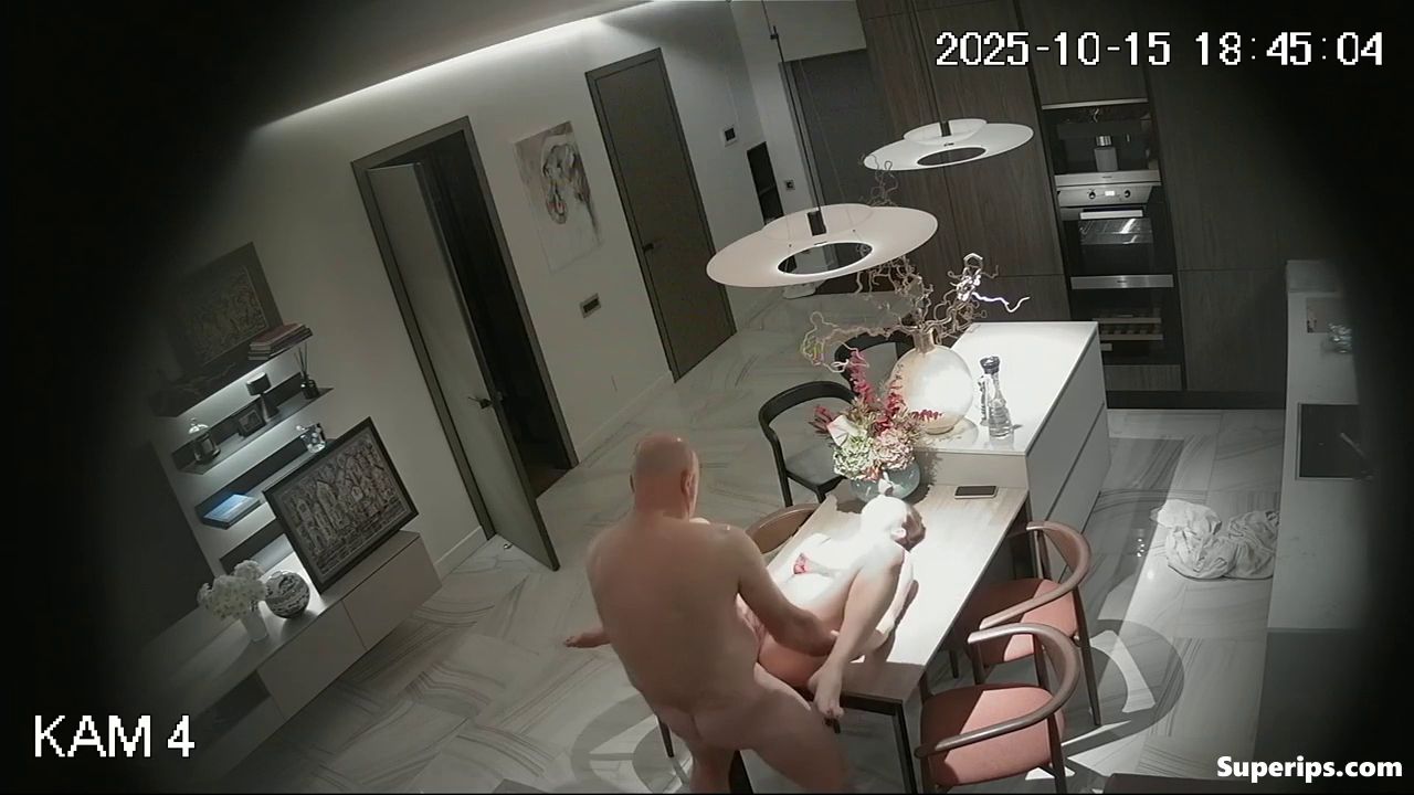 IPCAM – German MILF mom gets fucked in the kitchen IPCAM – German MILF mom gets fucked in the kitchen