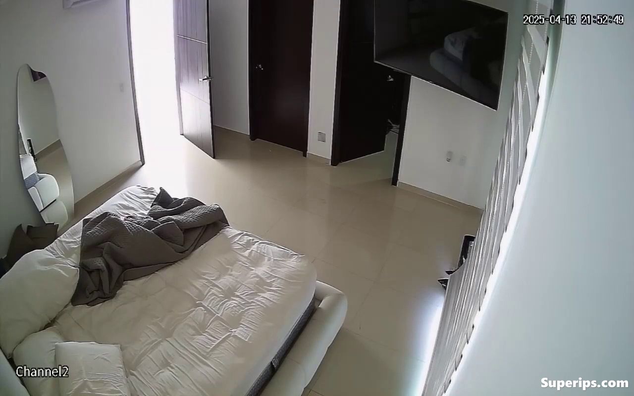 IPCAM – Busty Latina girl watches porn in lingerie IPCAM – Busty Latina girl watches porn in lingerie