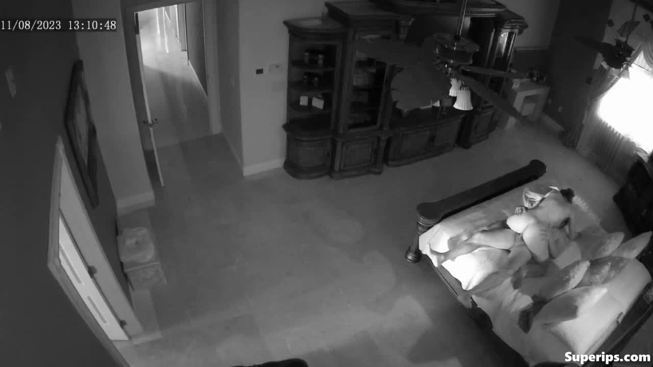 IPCAM – Tattooed big ass woman gets brutally fucked IPCAM – Tattooed big ass woman gets brutally fucked