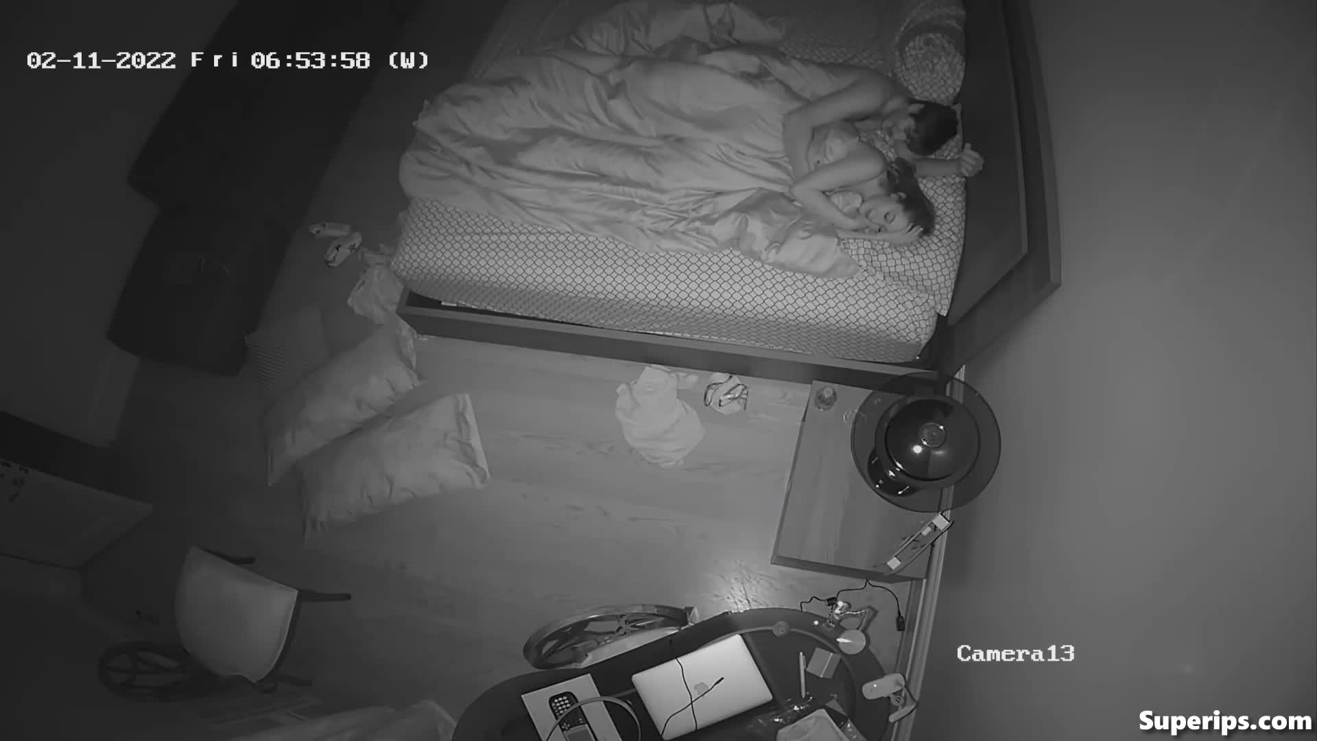 IPCAM – American teens fuck in their parents’ bed IPCAM – American teens fuck in their parents’ bed