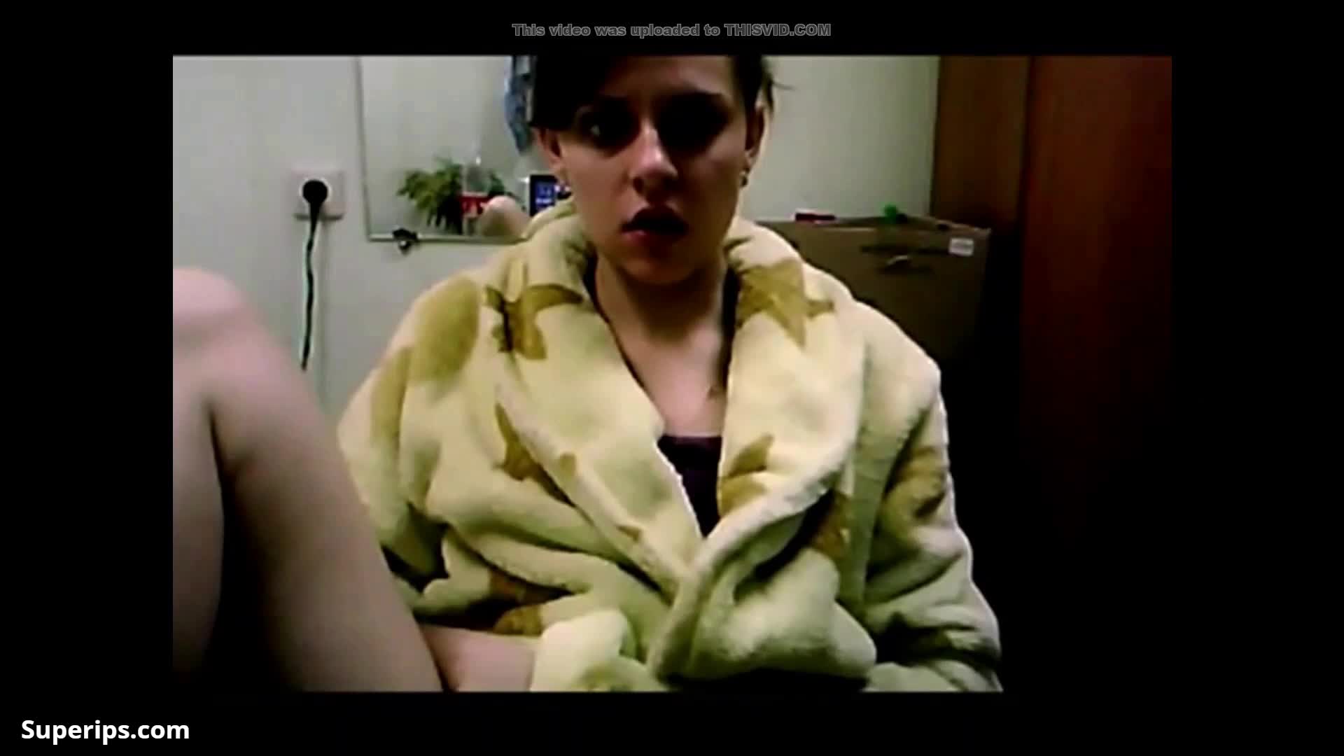 RAT webcam – Pale black-haired girl masturbates RAT webcam – Pale black-haired girl masturbates