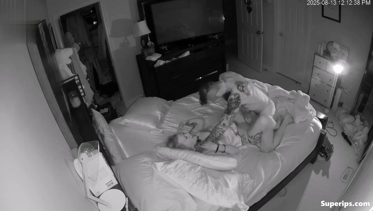 IPCAM – Tattooed American wife gets brutally fucked IPCAM – Tattooed American wife gets brutally fucked