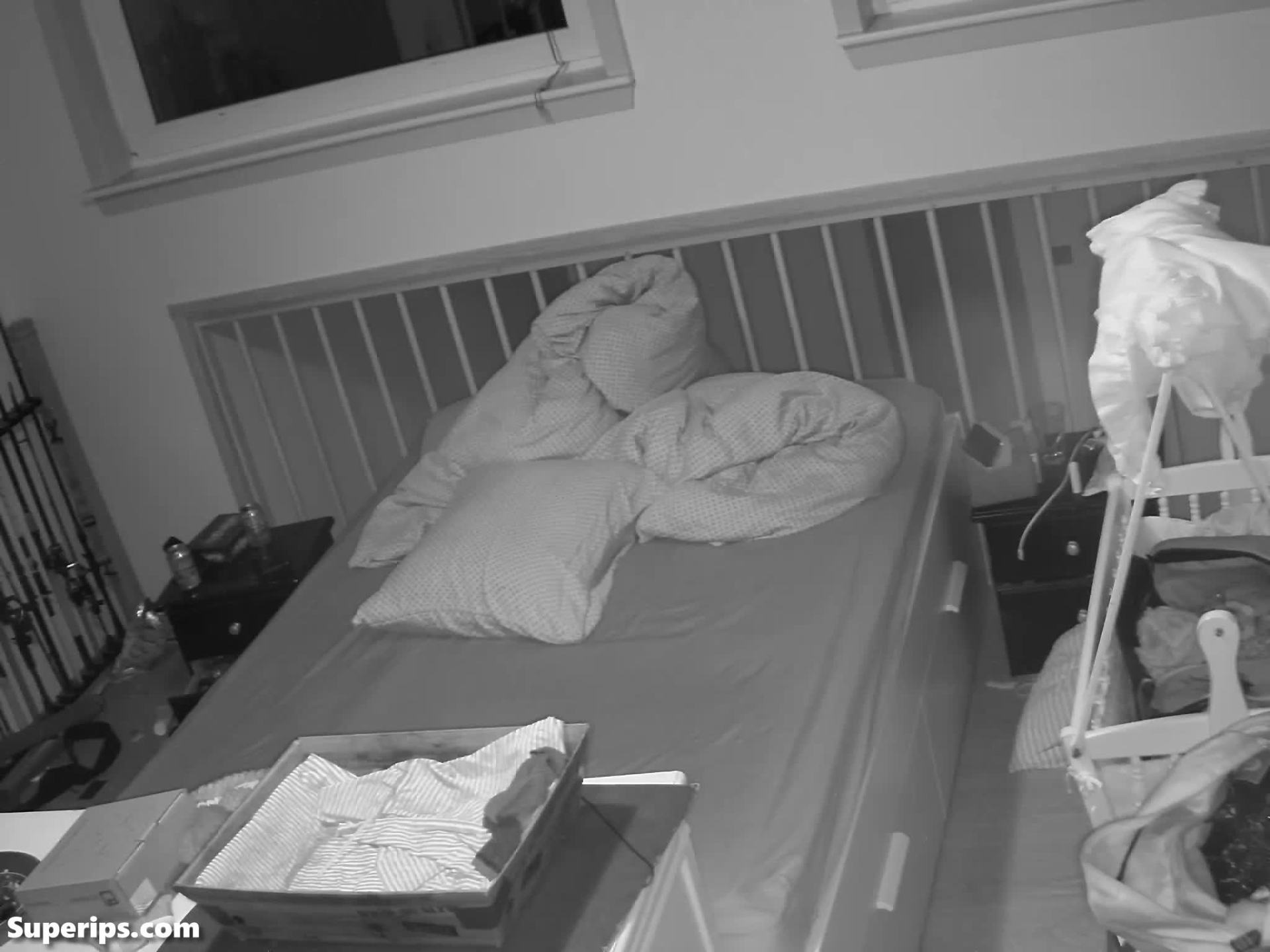 IPCAM – Skinny man fucks his 8-month pregnant blonde wife IPCAM – Skinny man fucks his 8-month pregnant blonde wife