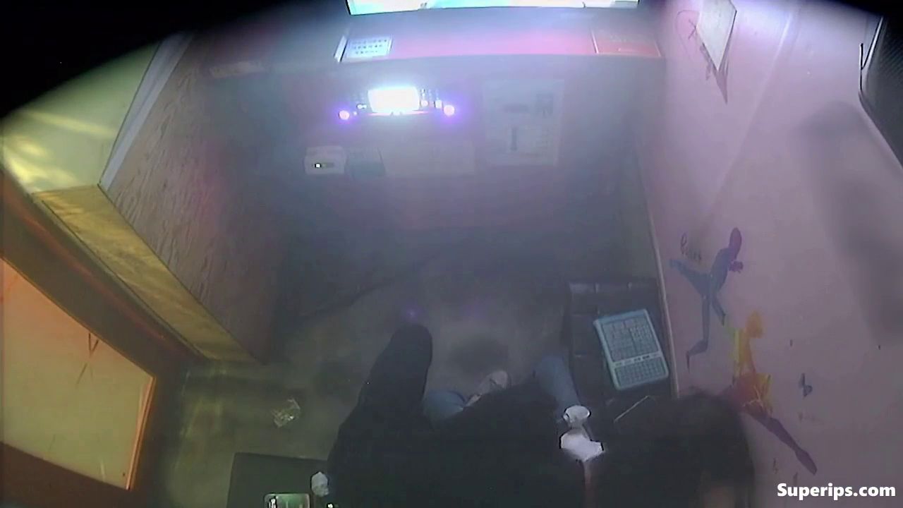 IPCAM – Korean college couple kiss passionately IPCAM – Korean college couple kiss passionately