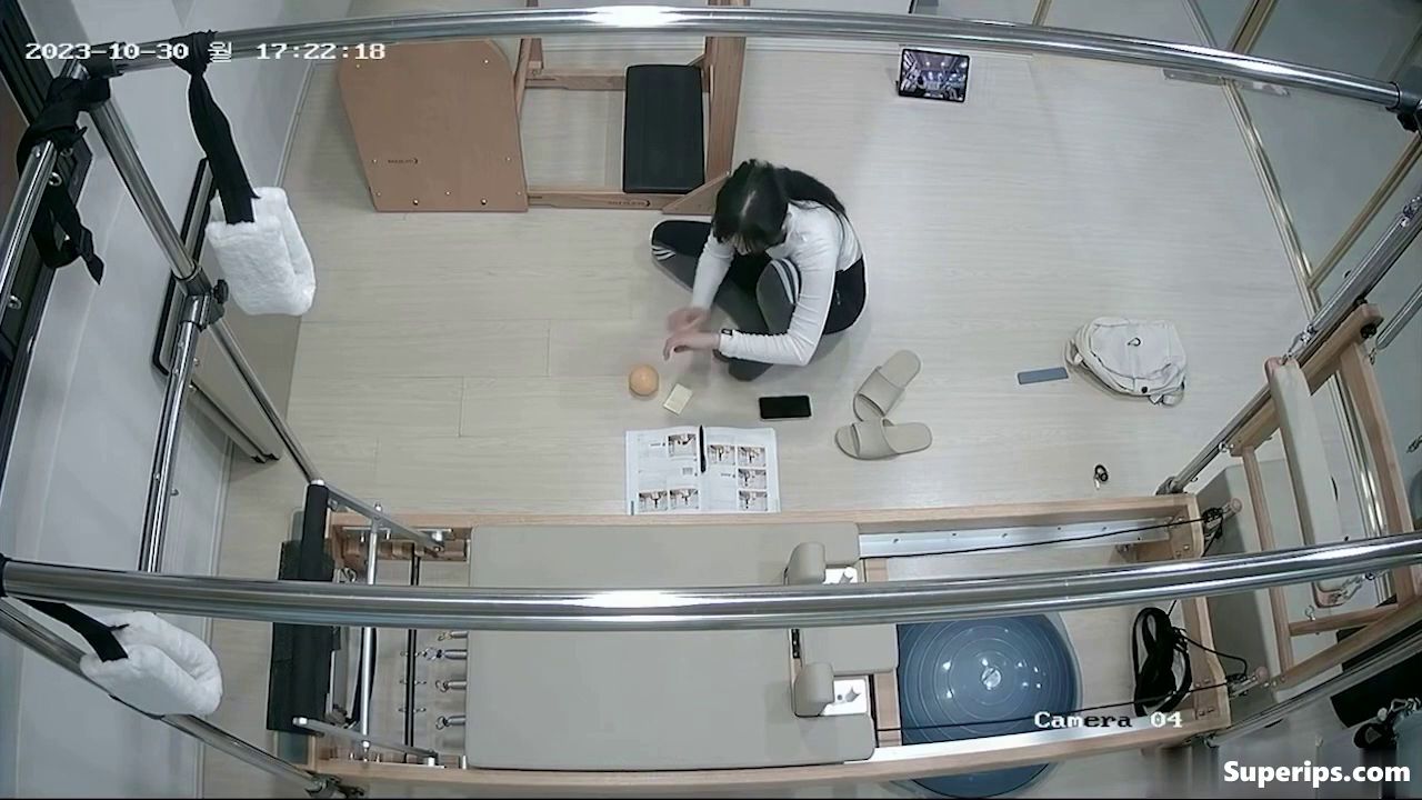 IPCAM – Korean college girl exercises IPCAM – Korean college girl exercises