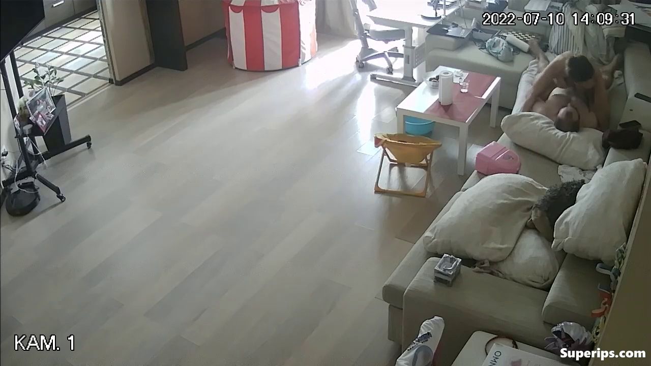 IPCAM – Busty European mom rides her husband IPCAM – Busty European mom rides her husband