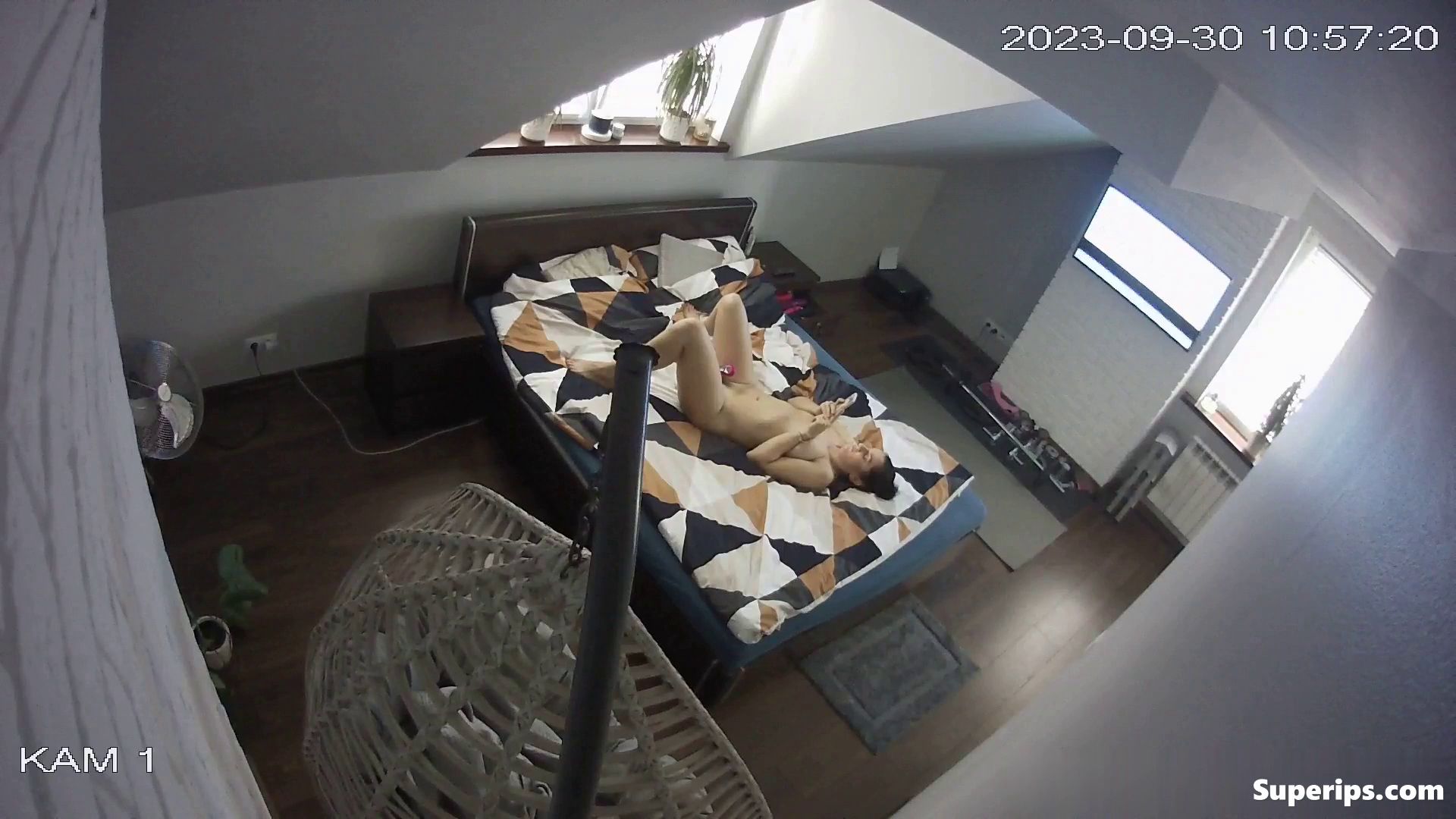 IPCAM – Busty mature woman masturbates with a vibrator IPCAM – Busty mature woman masturbates with a vibrator