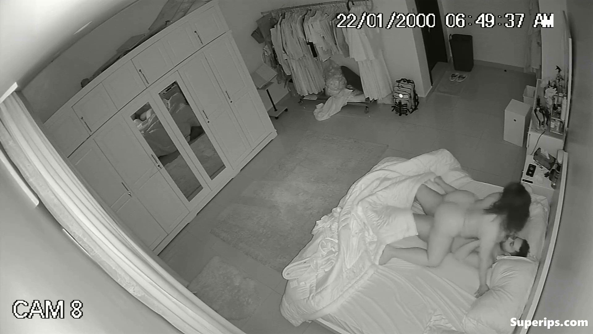 IPCAM – Chubby Arabian wife rides her husband IPCAM – Chubby Arabian wife rides her husband