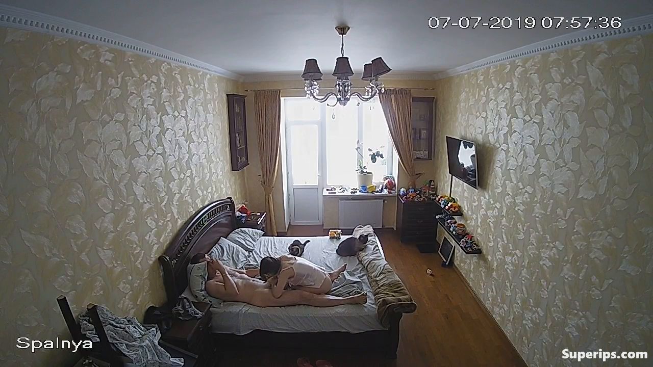 IPCAM – Petite Russian woman gives him a deep blowjob IPCAM – Petite Russian woman gives him a deep blowjob