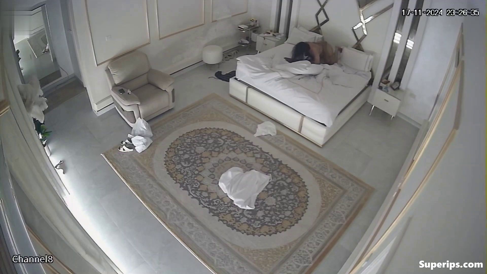 IPCAM – Arabian millionaire couple fucks in their bed IPCAM – Arabian millionaire couple fucks in their bed